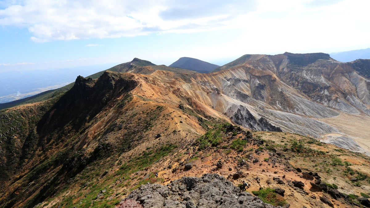 鉄山から見た馬ノ背