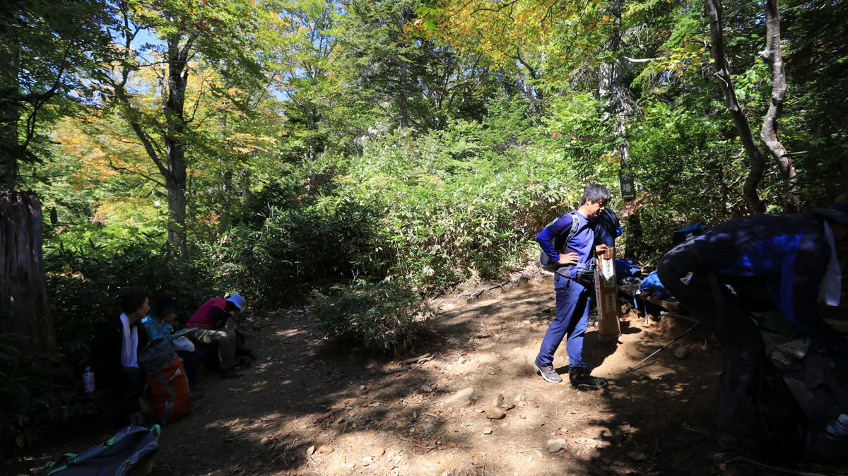 水場のある小広場