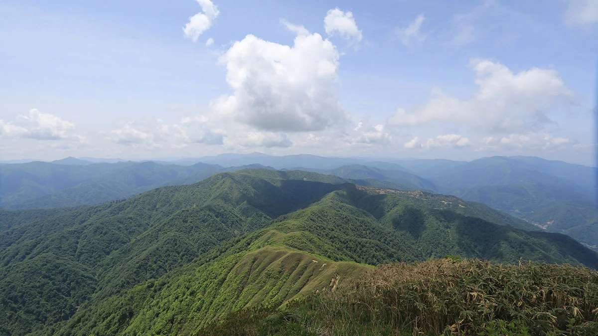 荒島岳から南側の展望