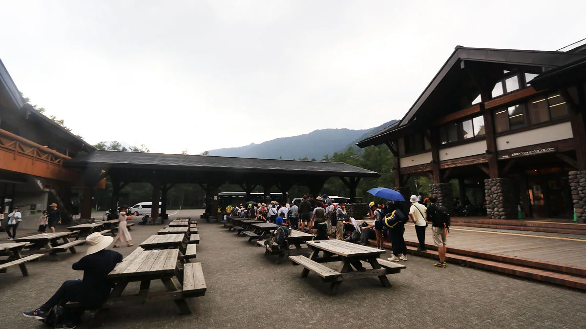 上高地バスターミナル