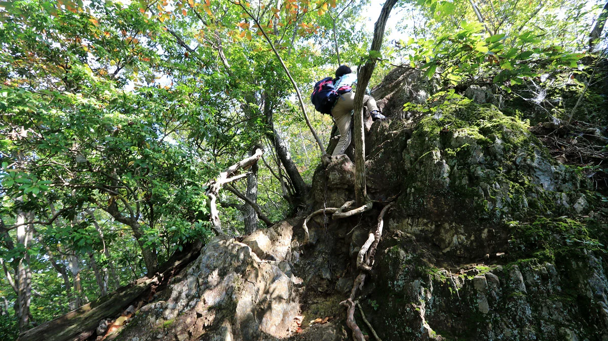 大前山手前の鎖場