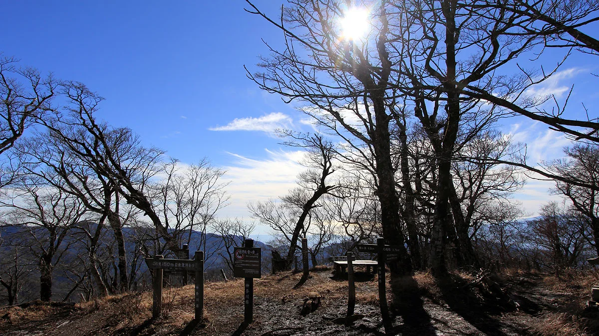 檜洞丸山頂