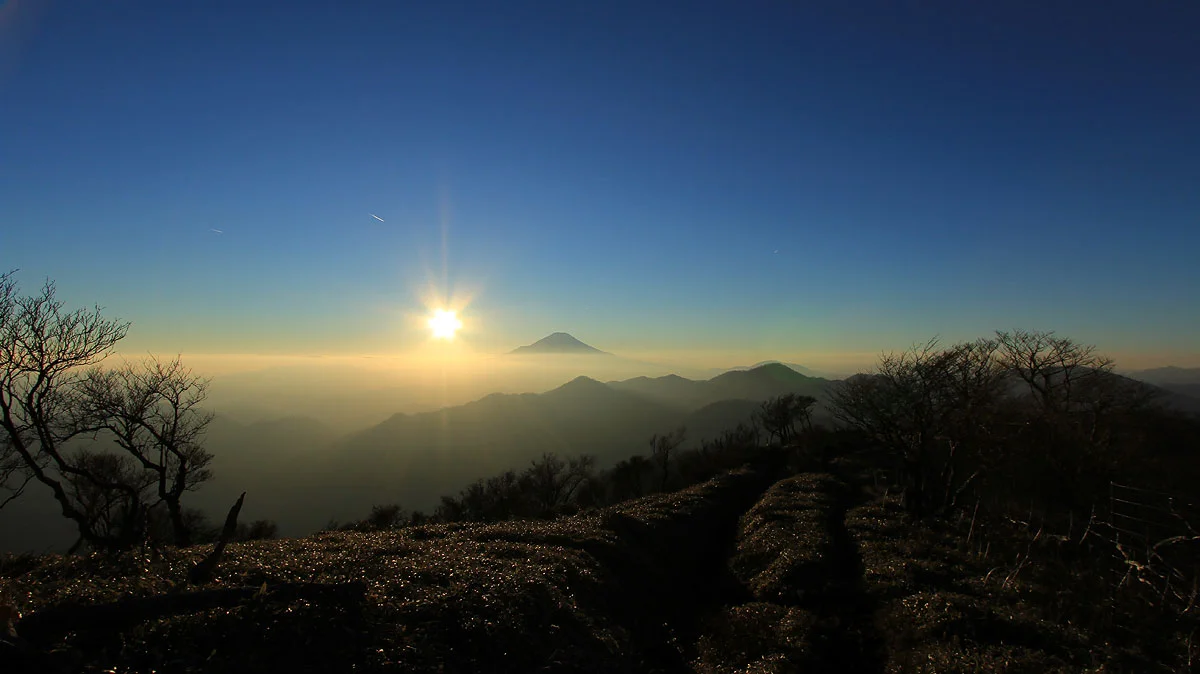 日が沈み始める