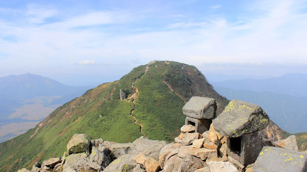 俎嵓（まないたぐら）