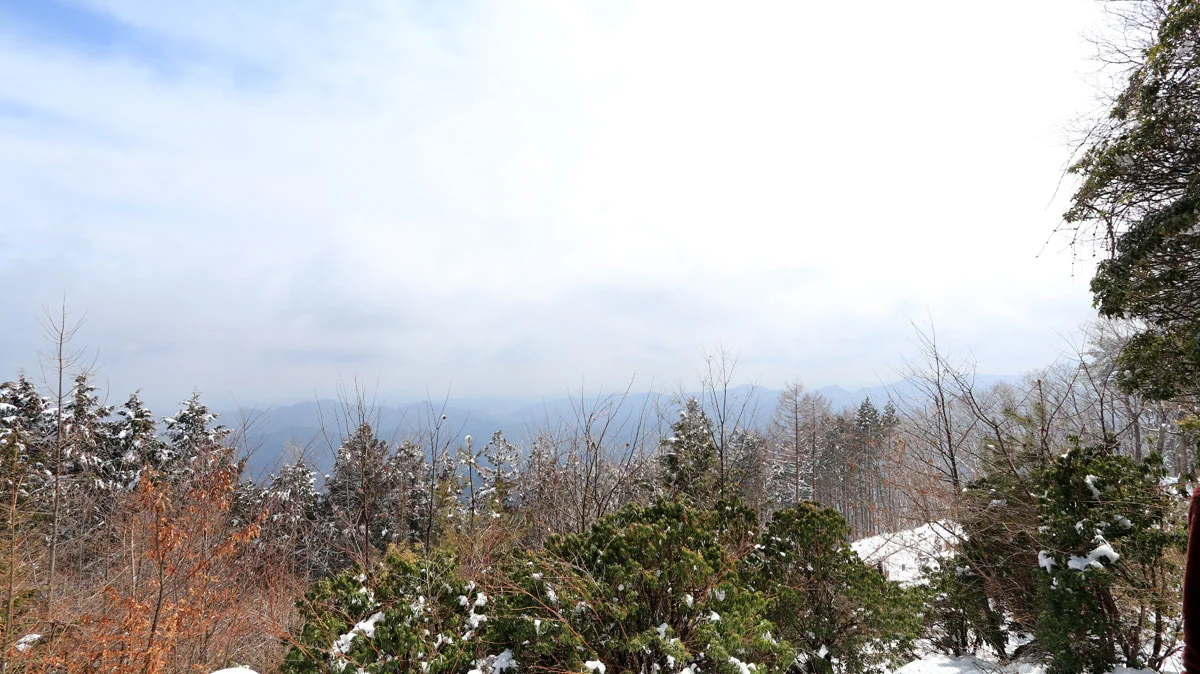 本仁田山頂から北東の展望