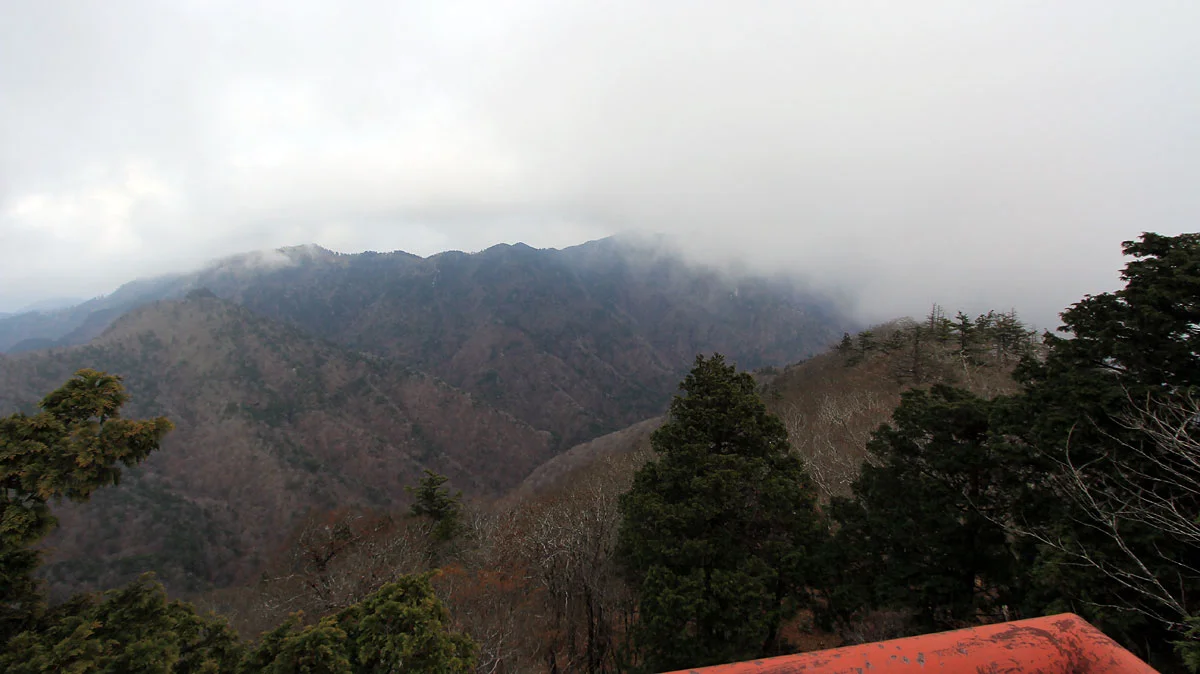 稲村ヶ岳から北側