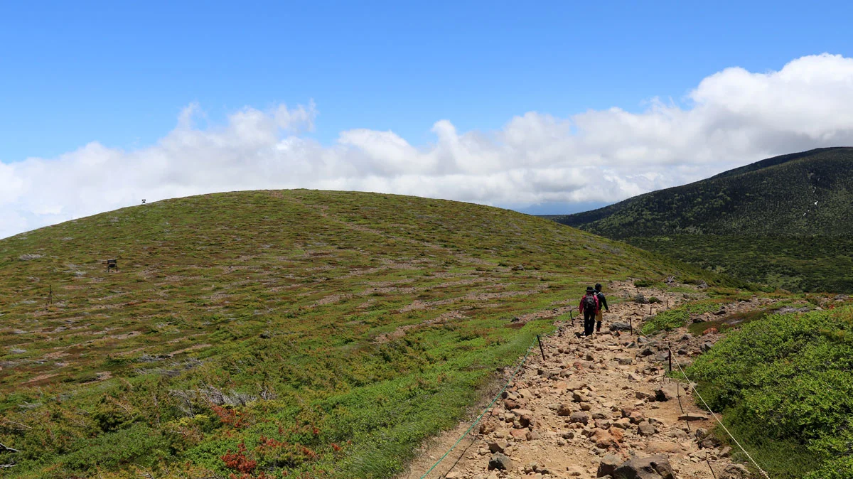 浄土平から見えていたピーク