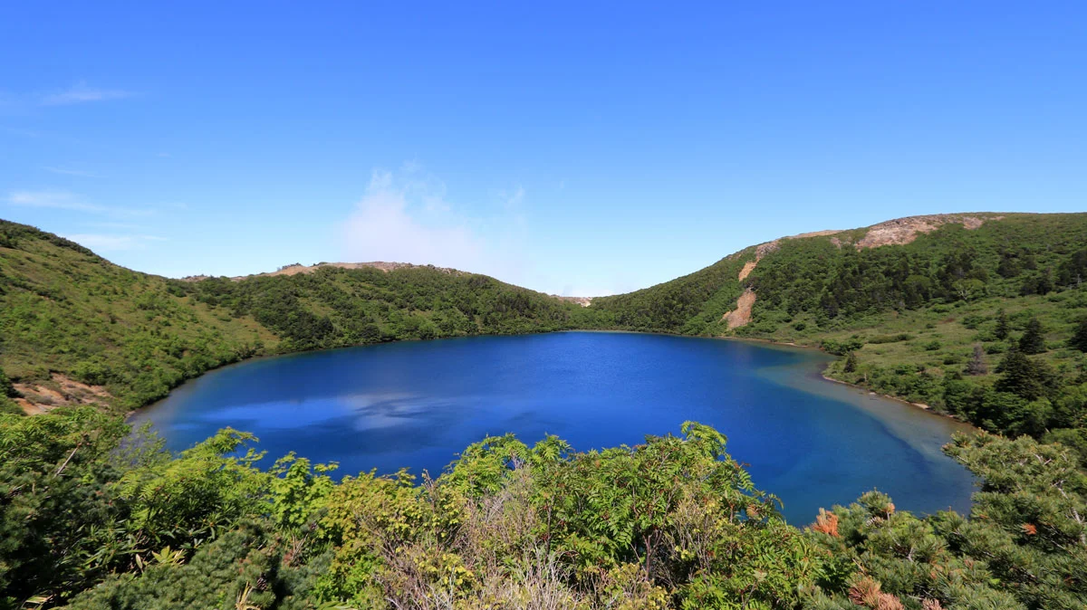 横から見た五色沼