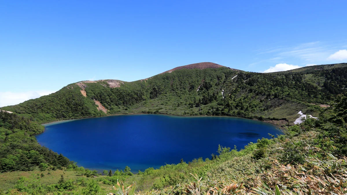 一切経山と五色沼のベストショット。