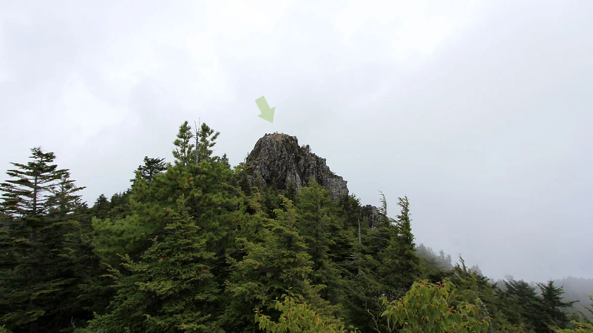 武信白岩山