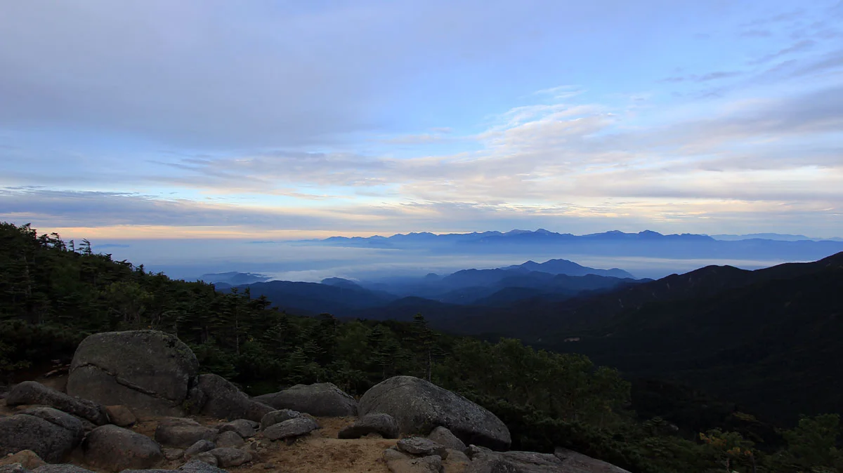 北奥千丈岳から西側方面