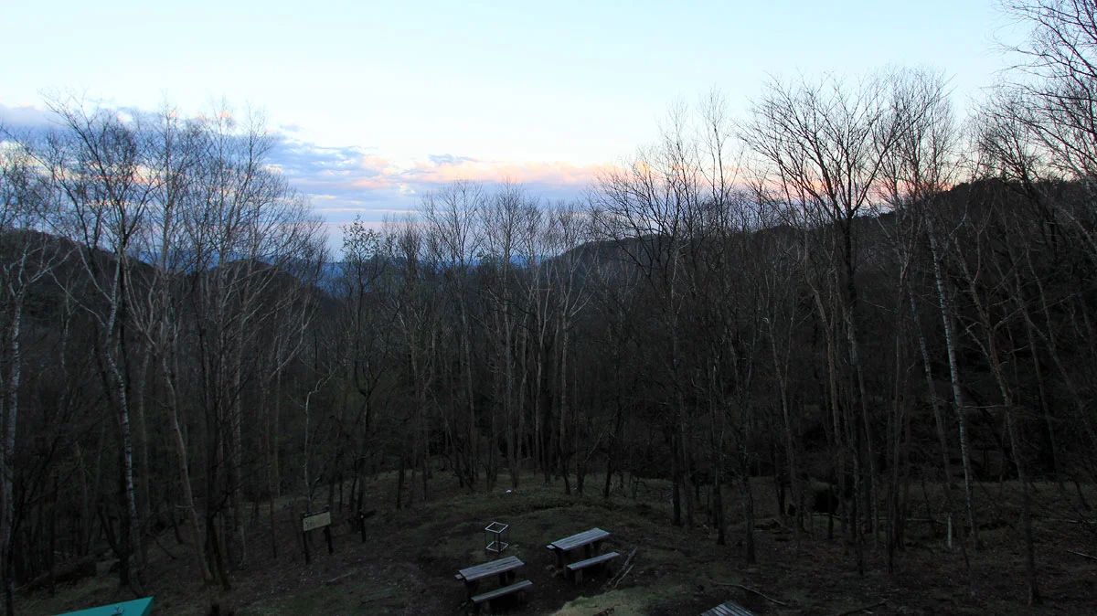 庚申山荘バルコニーからの夕暮れ