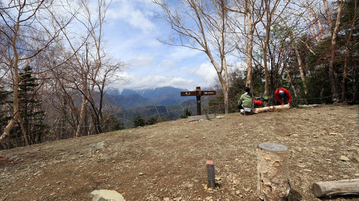 裸山（池砂ノ頭）の山頂