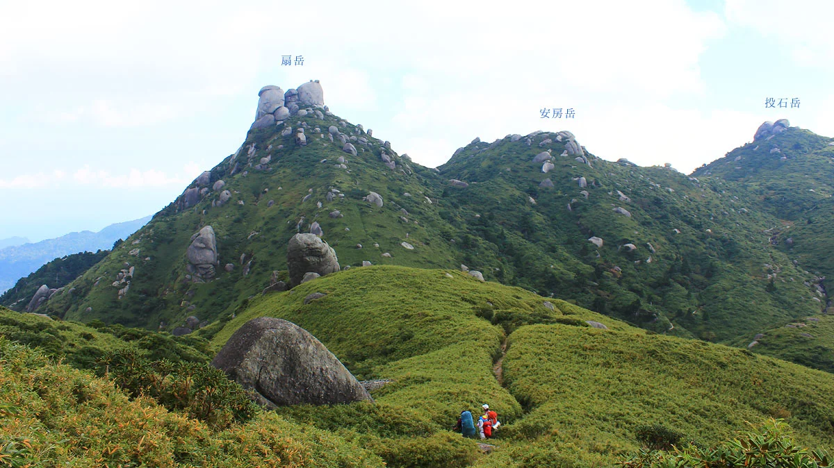 扇岳・安房岳・投石岳近くの登山道