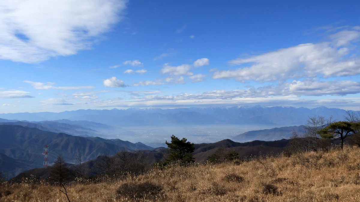 大蔵高丸からの南アルプスの眺望
