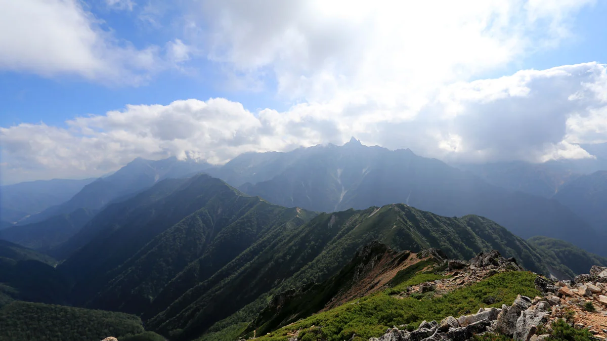 大天井岳から見た槍ヶ岳方面の展望