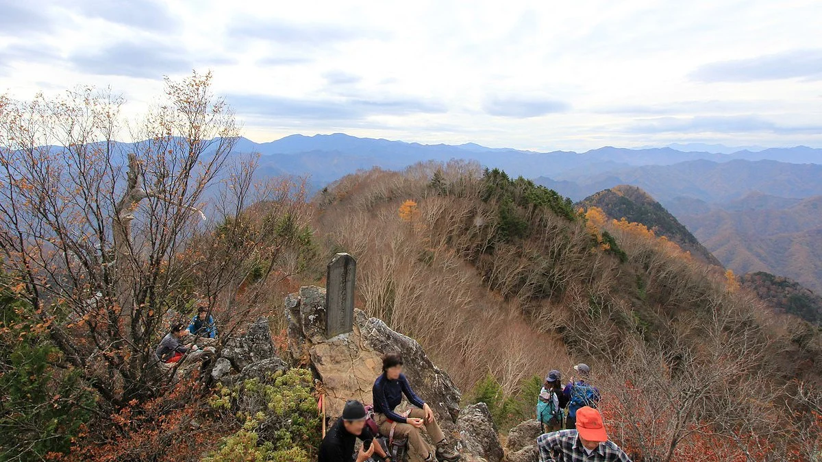両神山の山頂からの風景