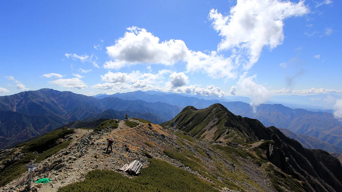 大仙丈ヶ岳と仙塩尾根