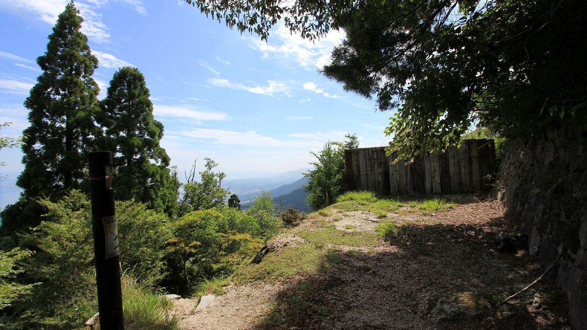 比良ロープウェイのシャカ岳駅跡