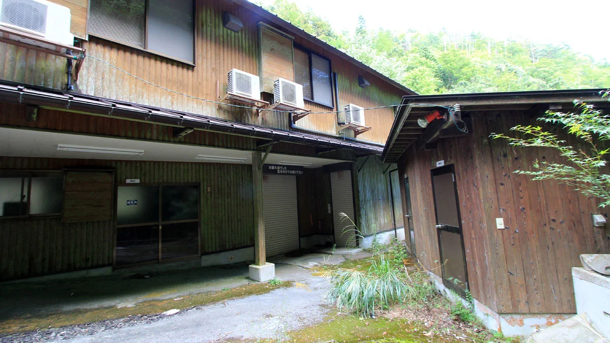登山リフト山麓乗り場の建物
