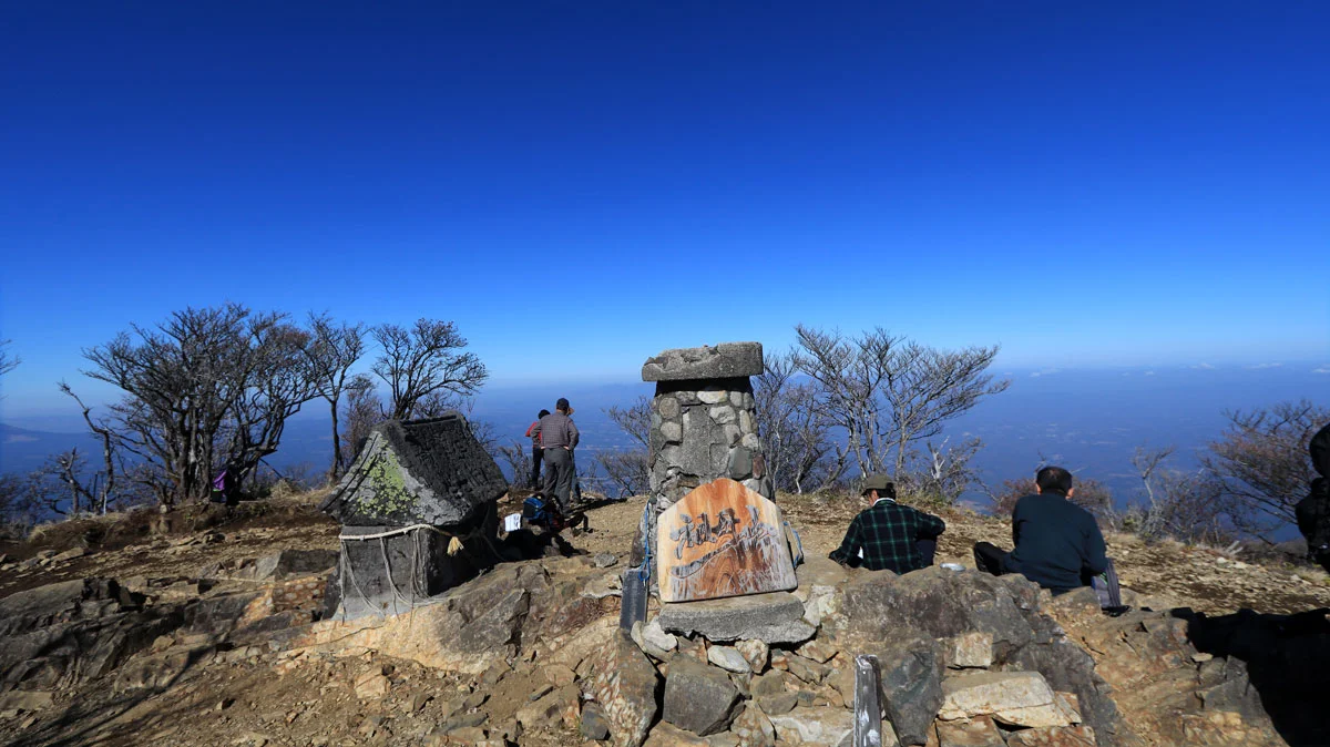 祖母山の高岳山頂