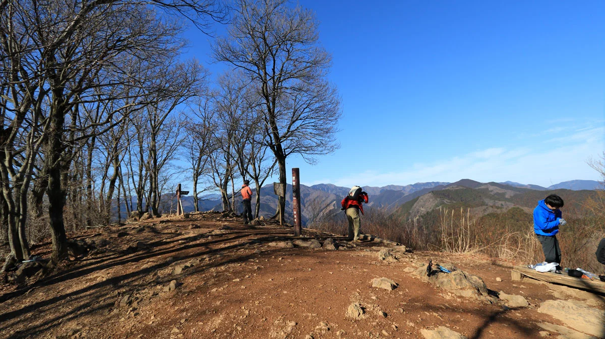 岩茸石山の山頂