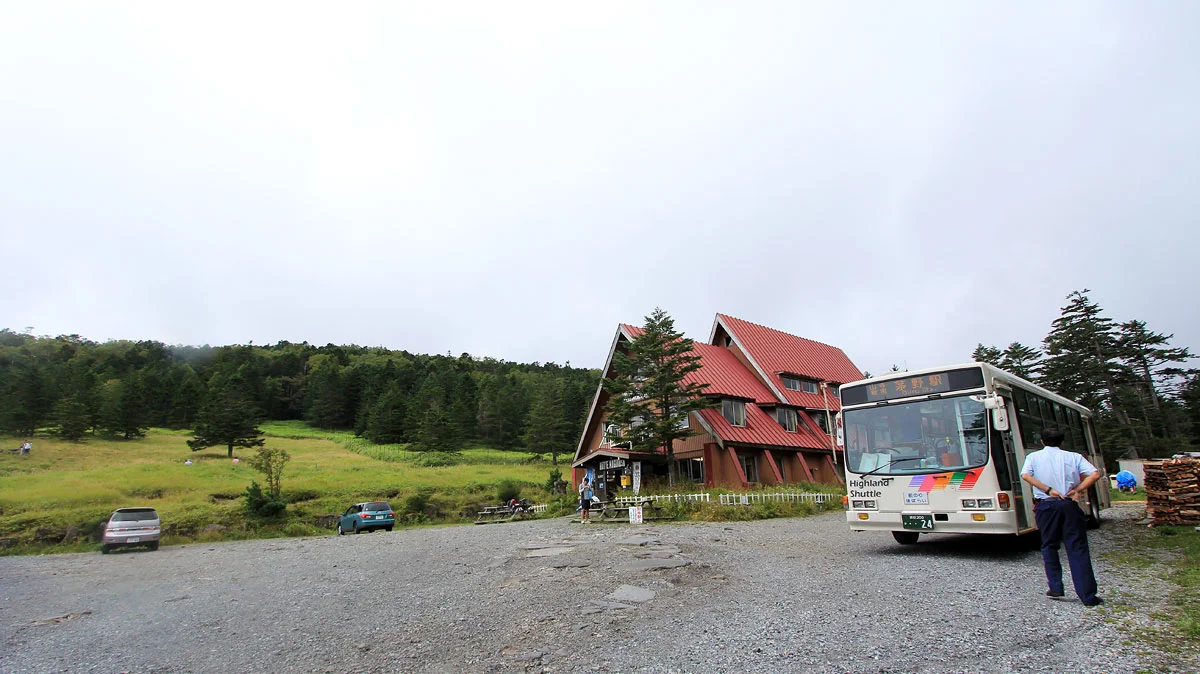 麦草峠とバス