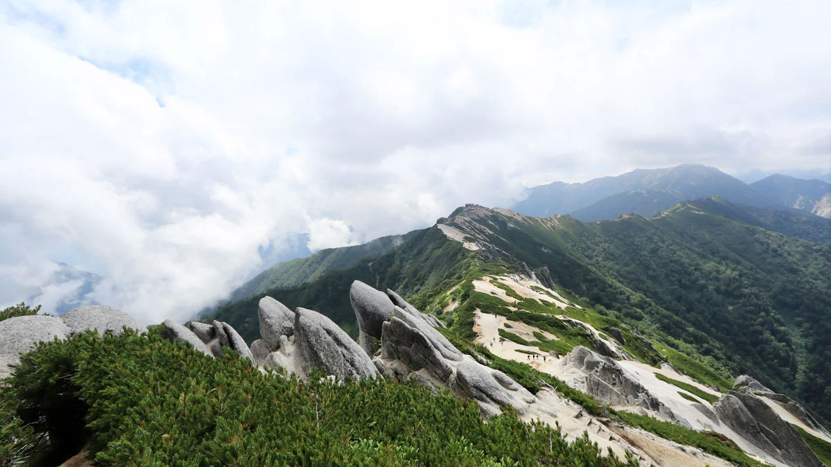 独特のカタチをした花崗岩