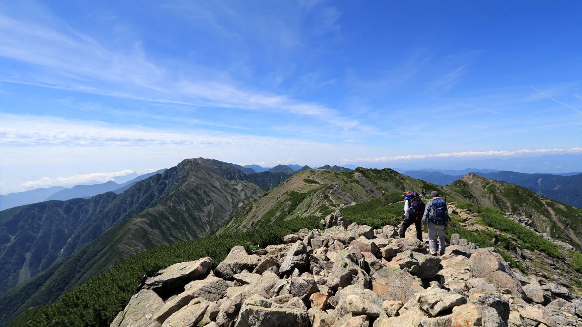 中岳から見た前岳