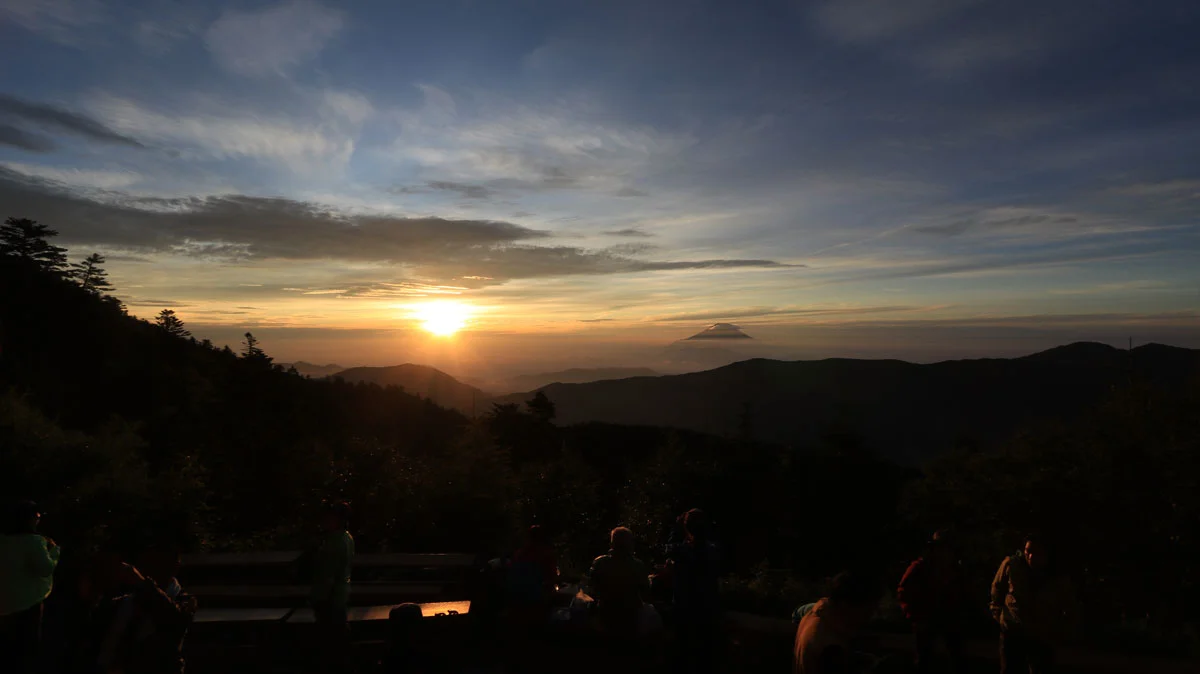 千枚小屋からのご来光