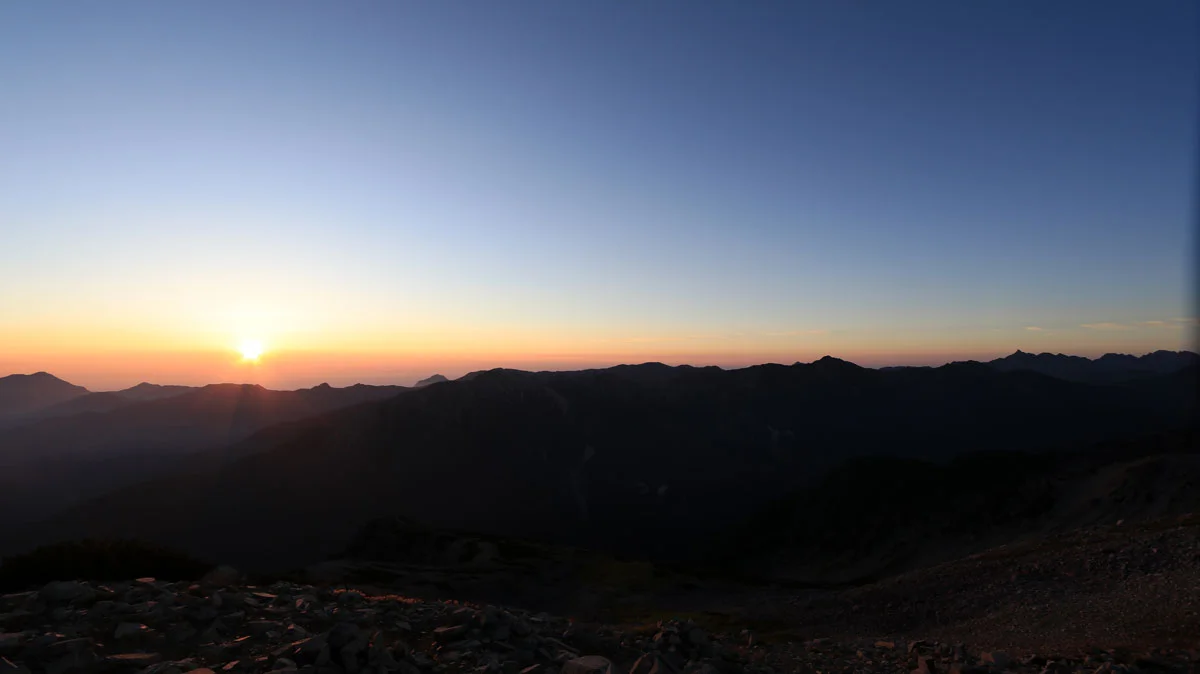 薬師岳の中央カール