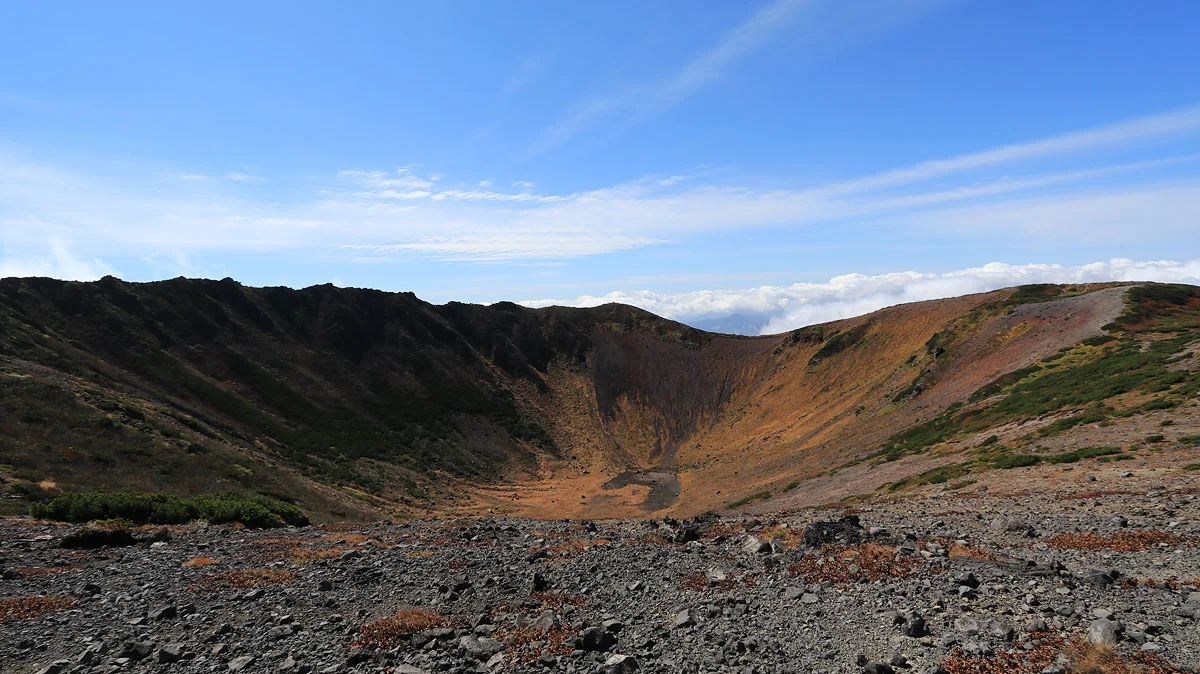 羊蹄山の火口（父釜）