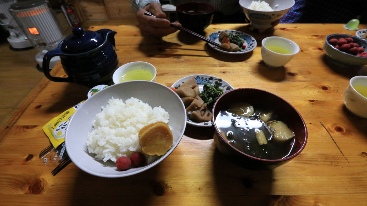木曽殿山荘の朝食