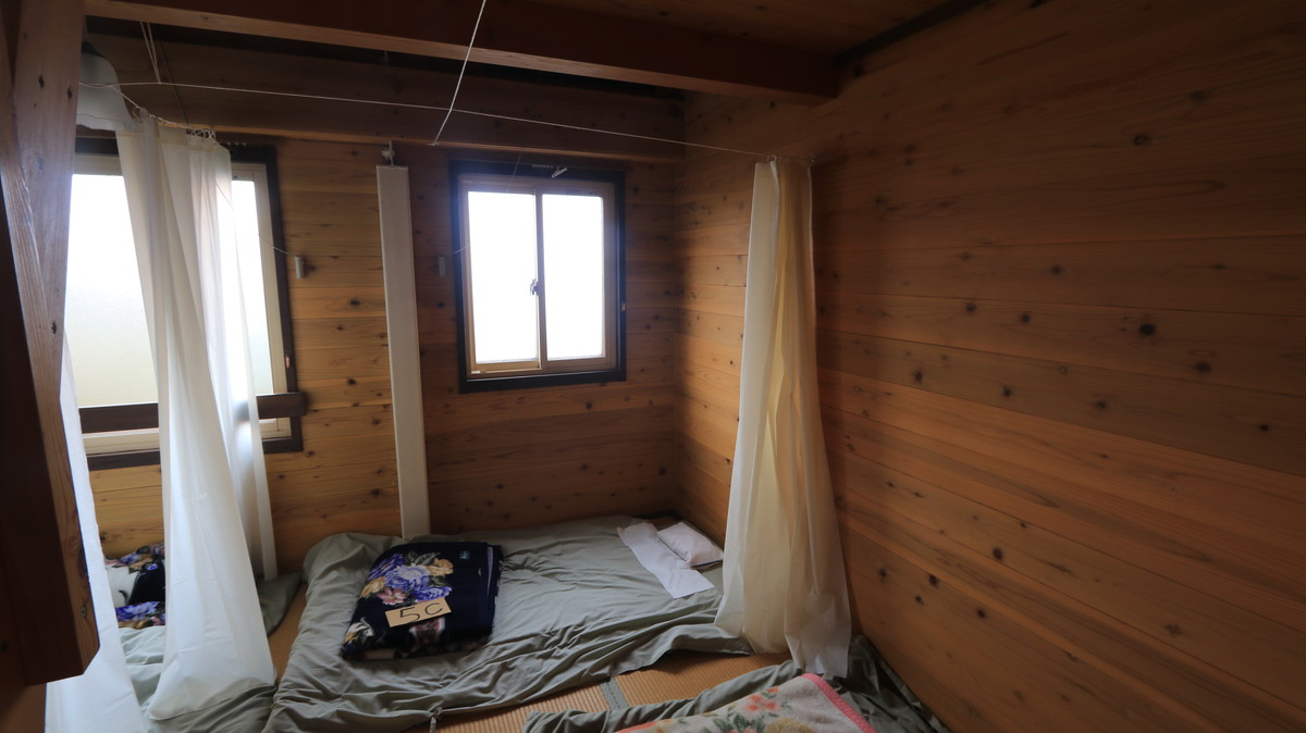 冷池山荘の寝室